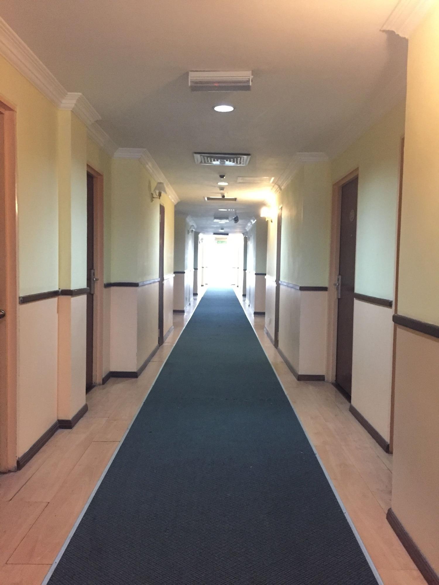 Regal Court Hotel קוצ'ינג מראה חיצוני תמונה
