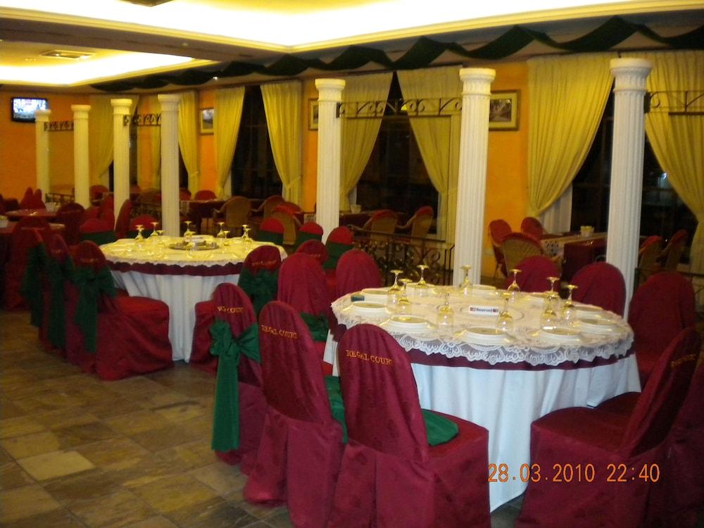 Regal Court Hotel קוצ'ינג מראה חיצוני תמונה
